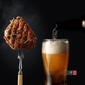 Carne asada al punto con romero servida con una cerveza India Pale Ale (IPA)